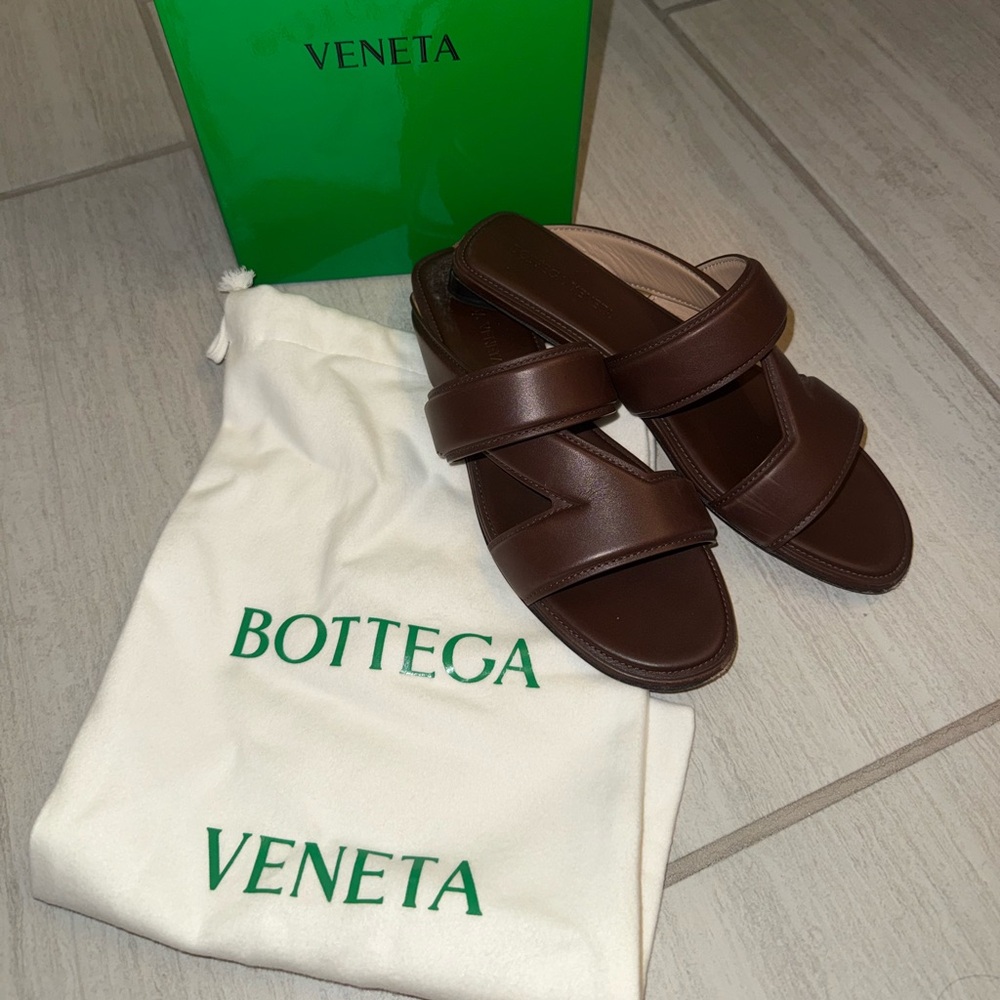 Bottega Veneta Brown Leather Heels